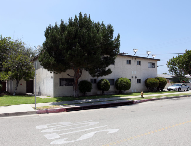 2309 E Garvey Ave N in West Covina, CA - Building Photo - Building Photo