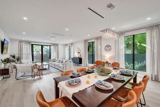 1101 NE 16th Ter in Fort Lauderdale, FL - Foto de edificio - Building Photo