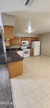 135 S Suzanne Ct in Merritt Island, FL - Building Photo - Building Photo