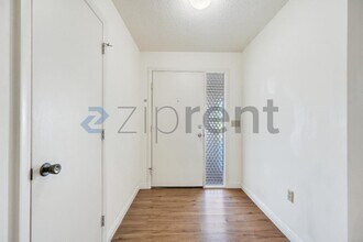 1624 Whitehead Dr in Sarasota, FL - Building Photo - Building Photo