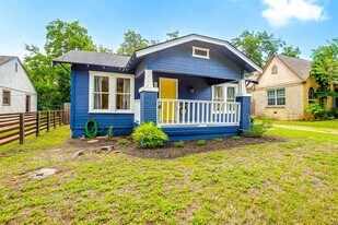 3221 8th Ave in Fort Worth, TX - Building Photo