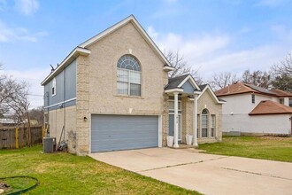 1813 Whirlwind Trail in Round Rock, TX - Foto de edificio - Building Photo