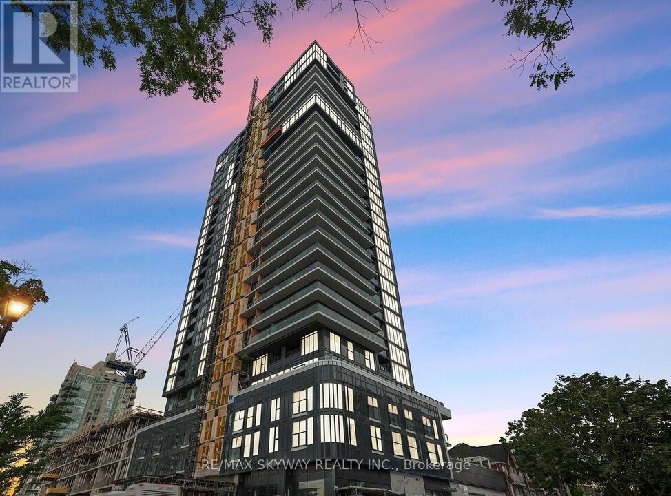 370 Martha St in Burlington, ON - Building Photo