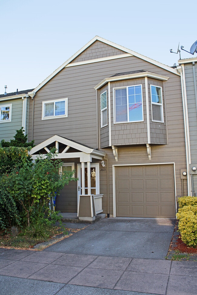 property at 2613 NE 6th Pl