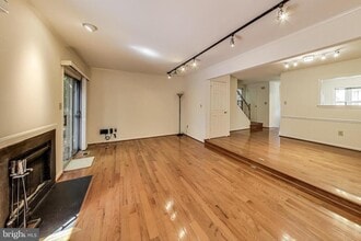 10726 Pine Haven Terrace in Rockville, MD - Building Photo - Building Photo