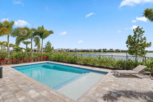 property at 10466 Northbrook Cir