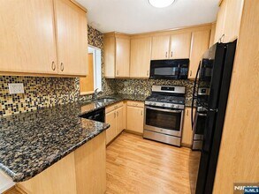 1106 Bromley Ave in Teaneck, NJ - Building Photo - Building Photo