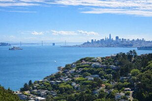 127 Prospect Ave in Sausalito, CA - Building Photo