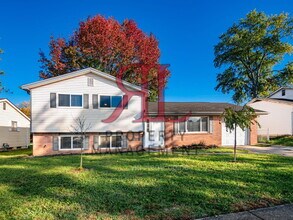 3102 Elmreeb Dr in Columbus, OH - Foto de edificio - Building Photo