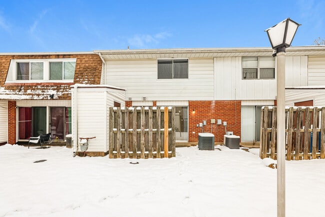 property at 5877 Taylorsville Rd