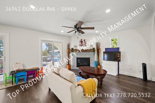 34941 Douglas Ave in Mission, BC - Building Photo - Building Photo