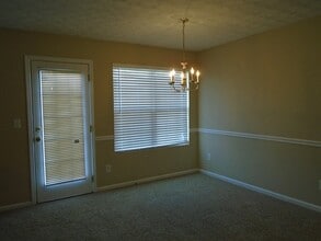 812 Carlton Pointe Pl in Palmetto, GA - Building Photo - Building Photo