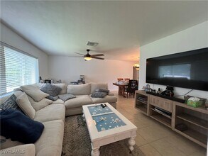 858 Rose Way in Naples, FL - Building Photo - Building Photo