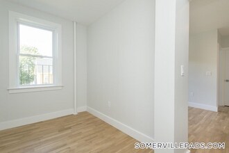 138 Highland Ave in Somerville, MA - Building Photo - Building Photo