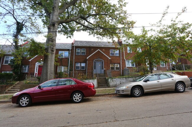 4823 3rd St NW in Washington, DC - Building Photo - Building Photo