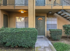 2160 Highpointe Dr in Corona, CA - Building Photo - Building Photo