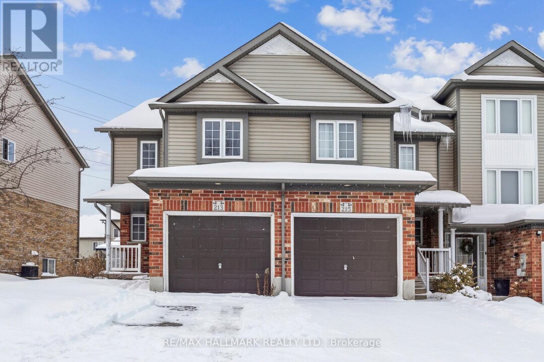 213 Snowdrop Crescent in Kitchener, ON - Building Photo