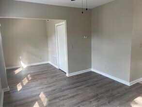 855 Jefferson Ave, Unit Up in Cleveland, OH - Building Photo - Building Photo