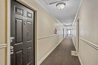 48 Peachtree Ave NE in Atlanta, GA - Building Photo - Building Photo