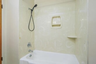 2202 Orchard Ave, Unit A in Grand Junction, CO - Building Photo - Building Photo