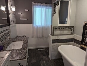 2205 Carol Dr in Lewiston, ID - Building Photo - Building Photo