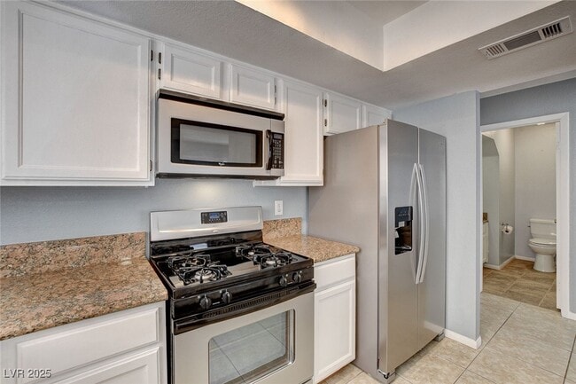 property at 2824 Autumn Haze Ln