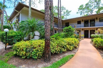 1765 Courtyard Way in Naples, FL - Building Photo - Building Photo