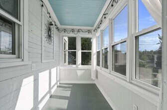 33 Krakow Ave in Manchester, NH - Building Photo - Building Photo