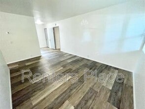 134 W Orleans Ave in Sapulpa, OK - Foto de edificio - Building Photo
