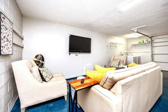 22 Moreno Point Rd in Destin, FL - Building Photo - Building Photo