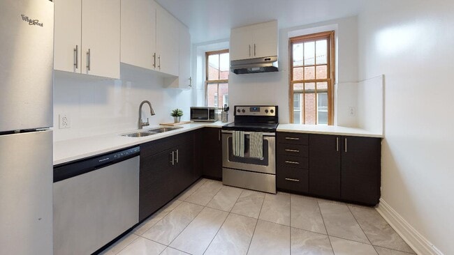 4560 Sainte-Catherine