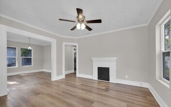 2565 Orion St in Jacksonville, FL - Building Photo - Building Photo