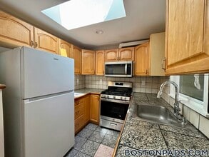 12 Cutter St in Somerville, MA - Building Photo - Building Photo