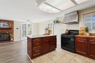 2451 Warwick Cir NE in Atlanta, GA - Building Photo - Building Photo