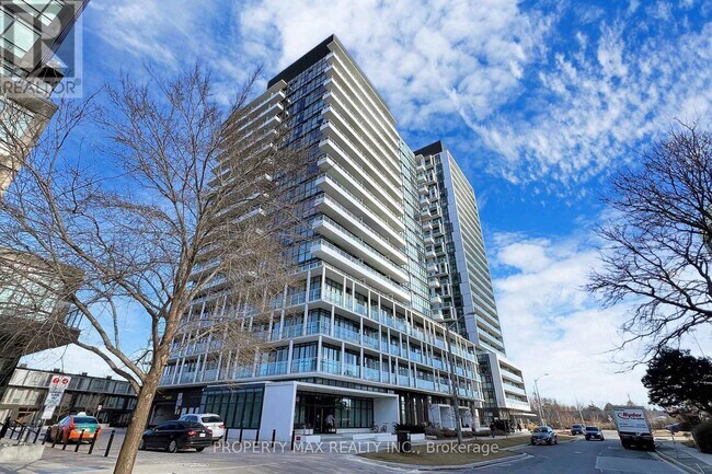 180 Fairview Mall Dr in Toronto, ON - Building Photo - Building Photo