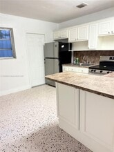 1143 NW 32nd Ave in Miami, FL - Building Photo - Building Photo