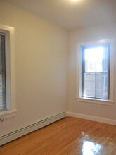 100 Willow St, Unit 1 in Cambridge, MA - Building Photo - Building Photo