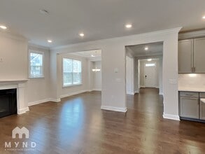 8451 Seawell School Rd in Chapel Hill, NC - Building Photo - Building Photo