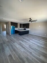 11101 W Montana Ave, Unit 11101 B in Youngtown, AZ - Building Photo - Building Photo