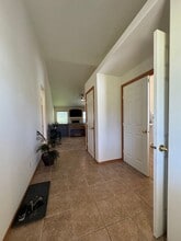 250 Oasis Ln in Ellensburg, WA - Building Photo - Building Photo