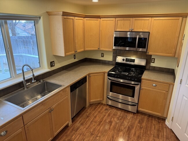 1165 E 19th N St in Mountain Home, ID - Building Photo - Building Photo