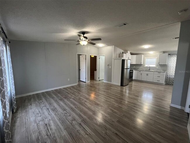 4884 Duncan Rd in Punta Gorda, FL - Building Photo - Building Photo