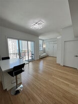 133 NE 2nd Ave in Miami, FL - Building Photo