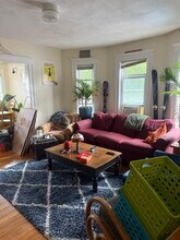881 Broadway, Unit 1 in Somerville, MA - Building Photo - Building Photo