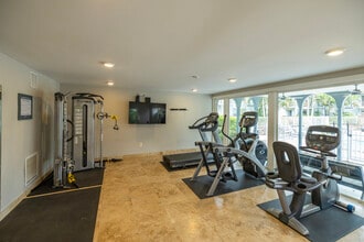 Westshore Palms at Kennedy in Tampa, FL - Building Photo - Building Photo