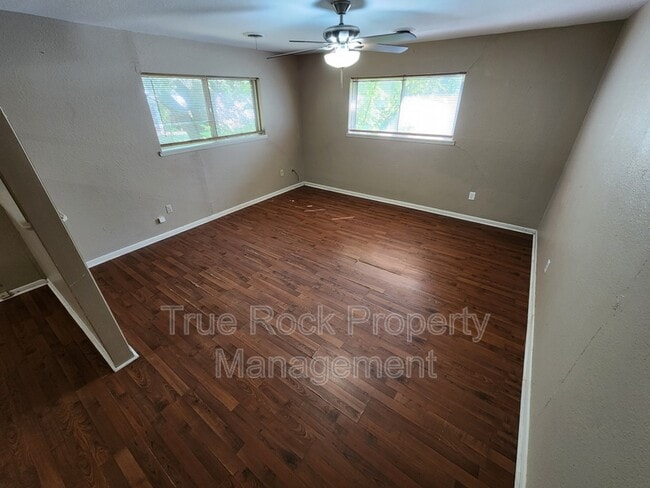804 W 7th St in Ada, OK - Building Photo - Building Photo