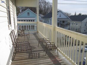 284 Summit Ave, Unit 3 in Boston, MA - Building Photo - Building Photo