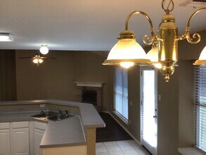 1120 Darren Dr in Burleson, TX - Building Photo - Building Photo
