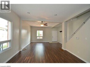 40 Spring St in Brantford, ON - Building Photo - Building Photo