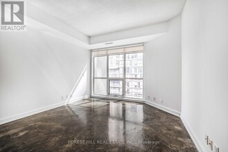 36-1536 Blue Jays Way in Toronto, ON - Building Photo - Building Photo
